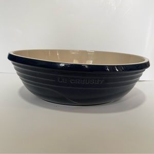 Le Creuset Oval Serving Bowl Midnight Blue
